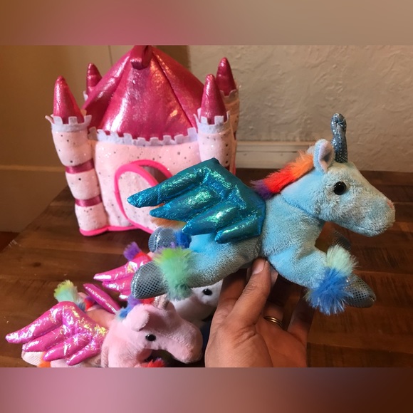Plush Unicorn Portable Play Set - Picture 11 of 16